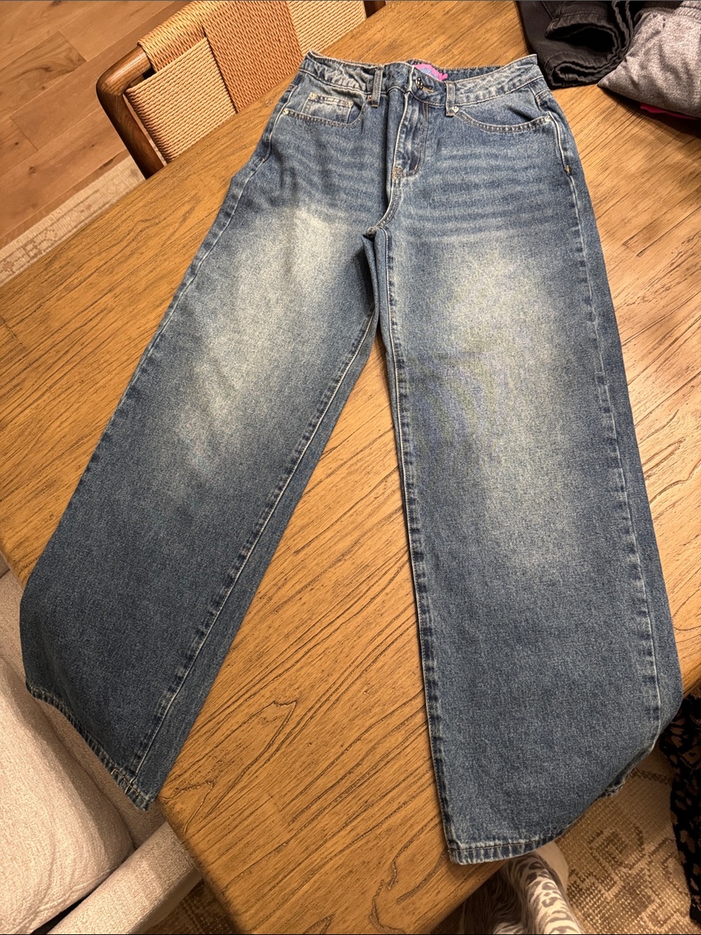 Edikted Womens Relaxed Wide-Leg Jeans in Light Blue Wash